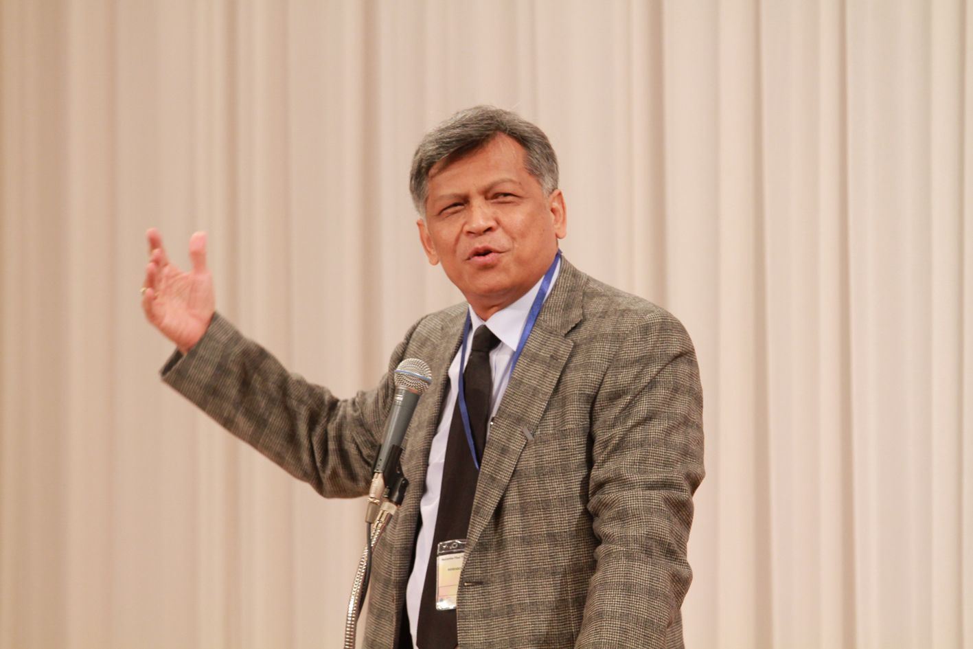 Surin Pitsuwan, (former Secretary-General of ASEAN, visiting professor at Nara Prefectural University)
