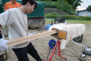 蒸し機を使っている様子