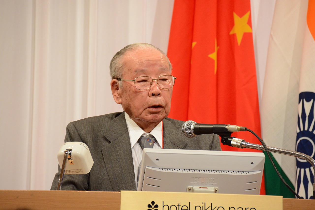 Nobuo Ishihara (Chairman of Research Institute for Local Government)