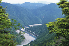 果無峠から見る熊野川