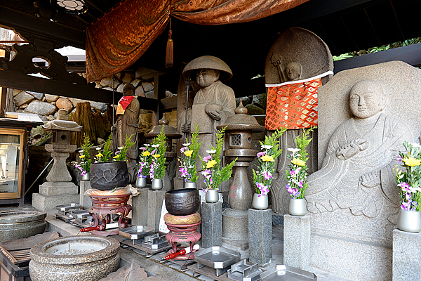 宝山寺：見どころ1〜3｜ますます訪ねたくなる奈良