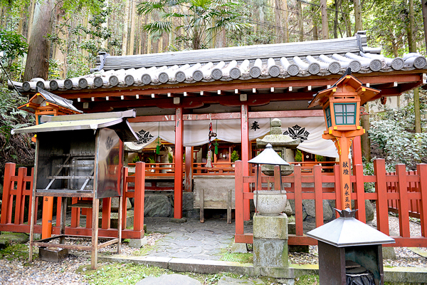 宝山寺：見どころ1〜3｜ますます訪ねたくなる奈良