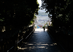 サブ写真：宝山寺の見どころ1