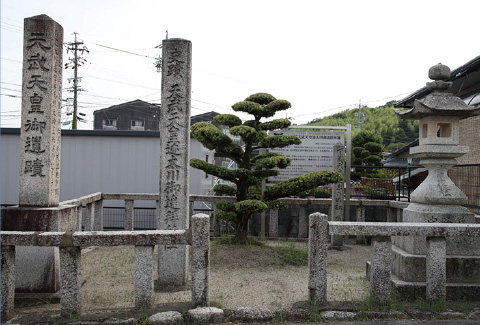 3. Emperor Tenmu’s Site for Worship at the Tohogawa River