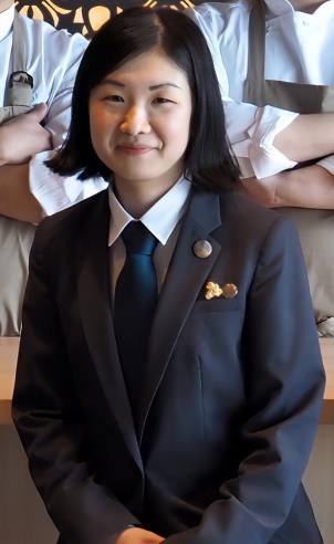 青野支配人